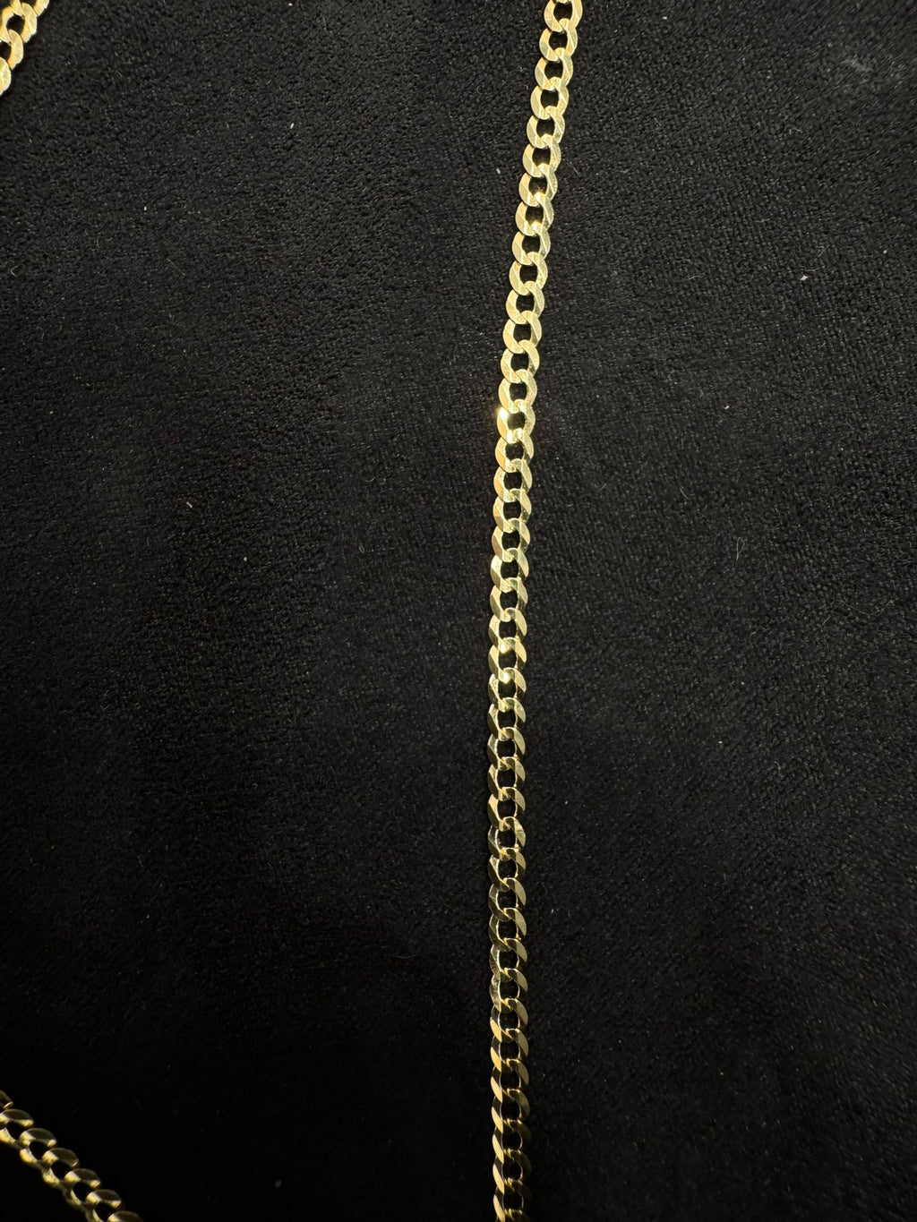 14K CUBAN CHAIN W/ 14K VIRGEN PENDANT
