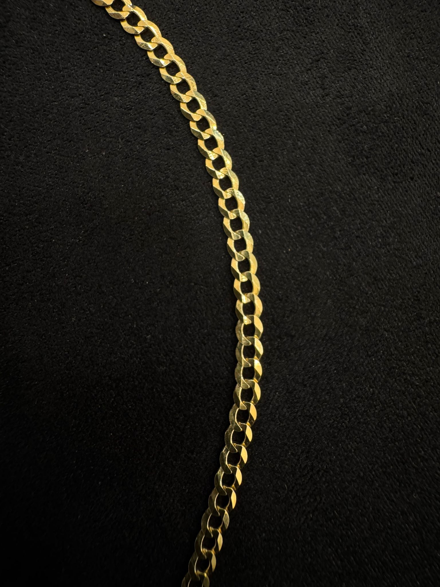 14K CUBAN CHAIN W/ 14K CROSS PENDANT